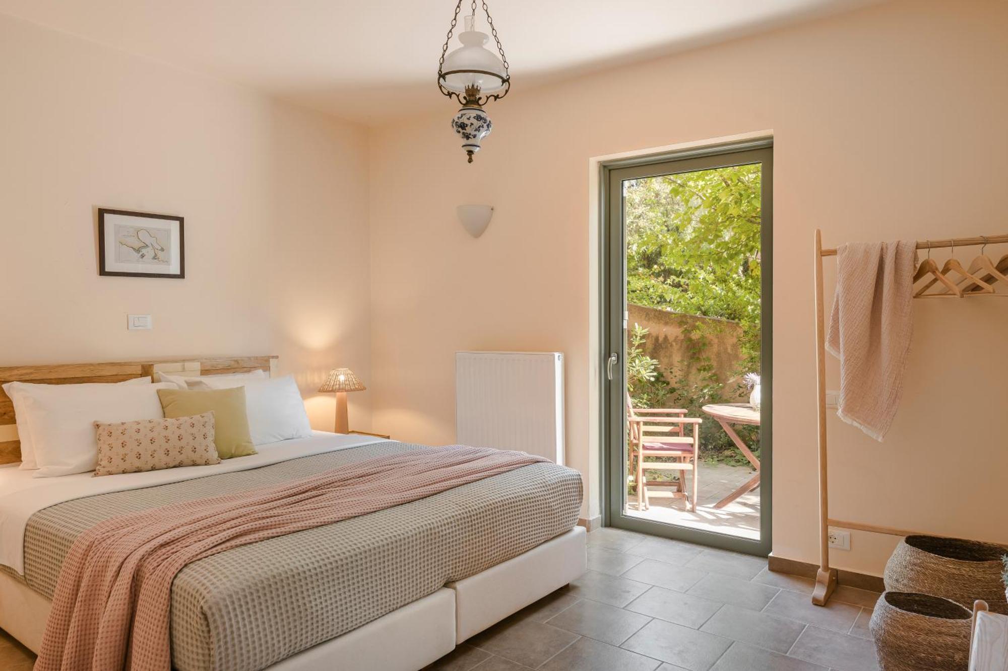 Absolute Villa By Stylish Stays Livathos  Εξωτερικό φωτογραφία